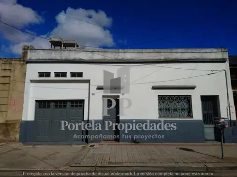 CASA SOBRE LOTE PROPIO 10X33