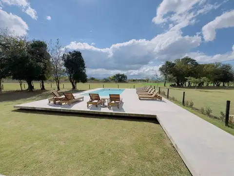 La Verbena. Zona Aeropuerto. Calle 19. Lote 100