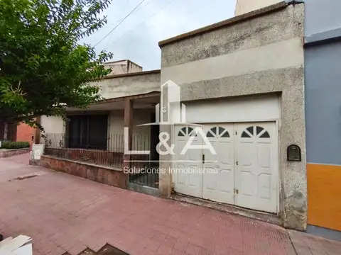 EN ALQUILER CASA IDEAL PARA CONSULTORIOS