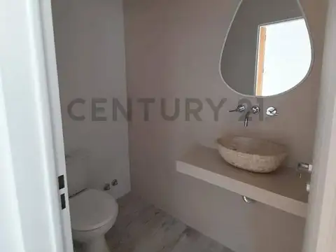 Av de la Bahia - Puertos barrio Araucarias , Piso 0