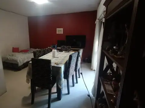 Presidente Hipólito Yrigoyen 1400