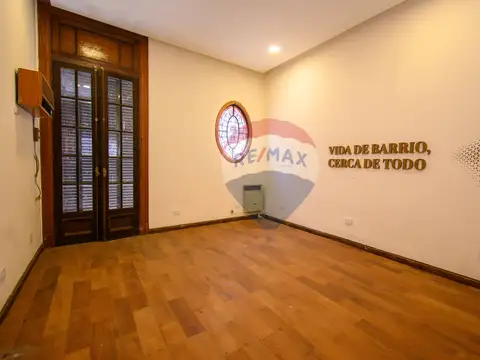 Salón comercial en microcentro