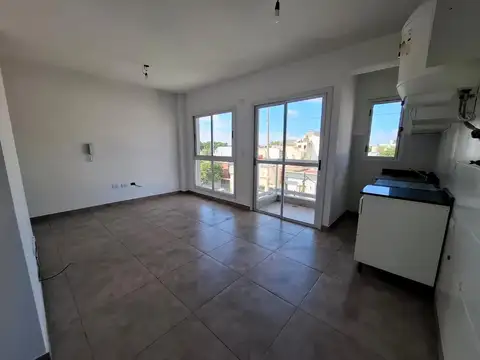 Departamento en Alquiler en Ciudad Madero, $ 450.000