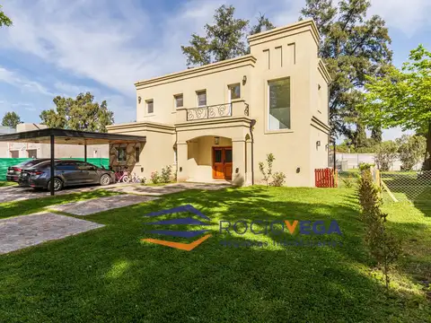 Casa en venta en  La Cesarina