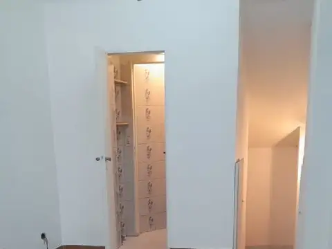 Local en Venta Via Pública