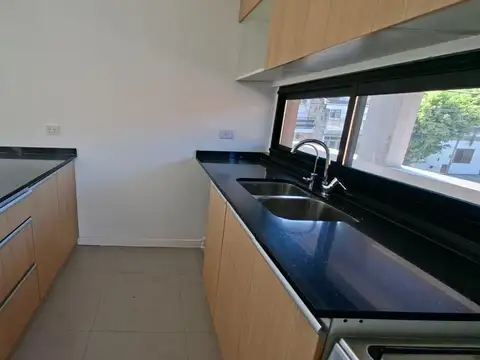 Depto Tipo Casa en Venta con 1 cocheras