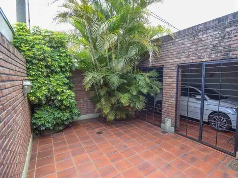 Casa 5 ambientes con 1 baño