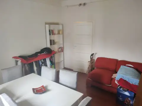 Depto Tipo Casa en Venta en Ramos Mejia Sur, USD 95.000