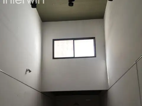 Local en Venta 40 años