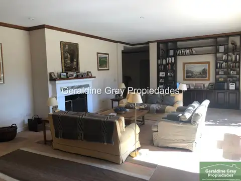 Casa 7 ambientes con 7 baños