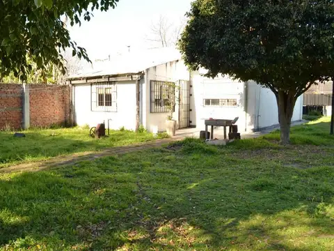 VENTA CASA 3 AMB VILLA ADELINA JARDIN POTENCIAL