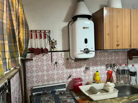 Casa 3 ambientes con 1 baño