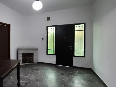 Casa en Venta en Temperley, USD 105.000