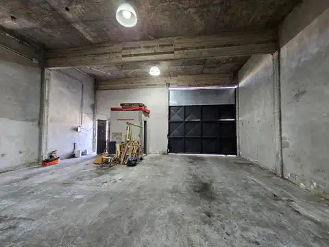 Galpón en alquiler en Quilmes Oeste