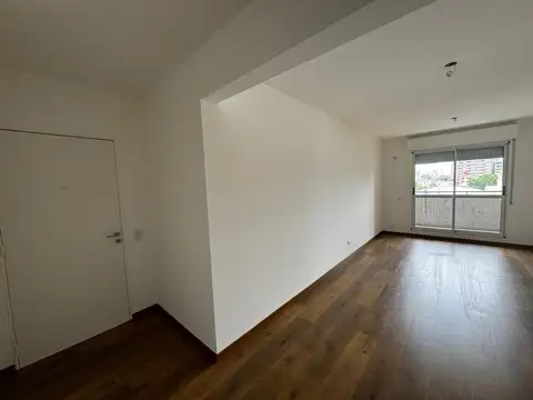 Depto 1 dormitorio con balcon