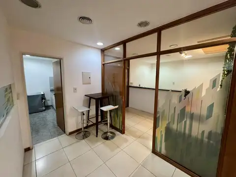 Oficina Monoambiente con 2 baños