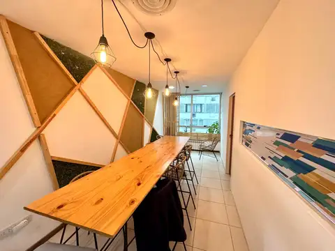 Oficina en Alquiler con 1 cochera