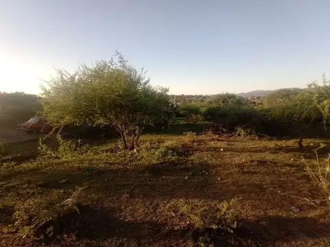 Terreno en Venta en Villa Parque Siquiman, USD 15.000