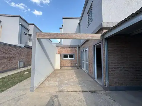 Padre D. Mateos 1200