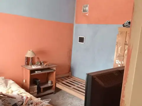 VENDO CASA 3 AMBIENTES ZONA COMERCIAL LA FORESTA