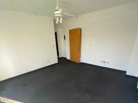 Alquiler. Oficina. Sin Expensas. Distrito Audiovisual.