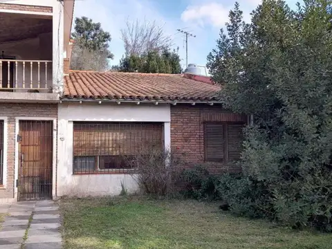 Casa en venta de 4 dormitorios c/ cochera en José C. Paz