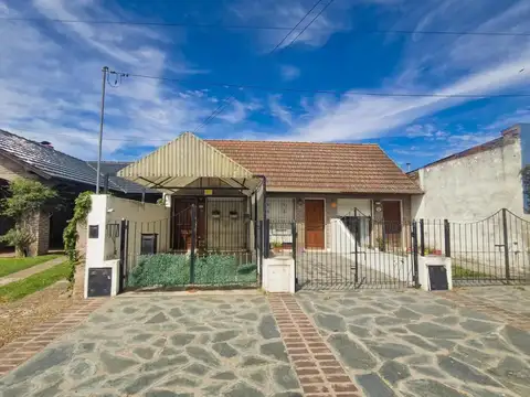 Casa en venta - 1 Dormitorio 1 Baño - Tres Arroyos