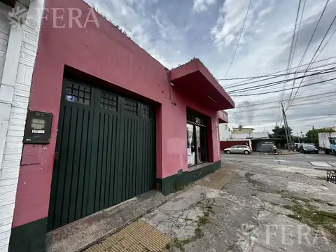 Local en Venta en Villa Dominico, USD 110.000