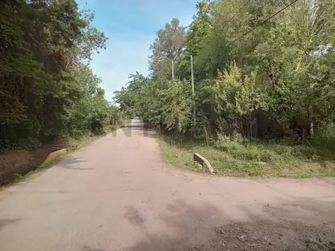 133 Esquina 422 bis , Piso 0