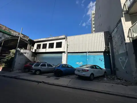 Deposito Mixtura 4   -  1131 M2   Monserrat.