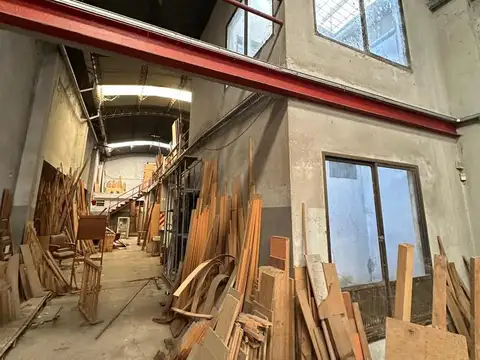 Deposito Mixtura 4   -  1131 M2   Monserrat.