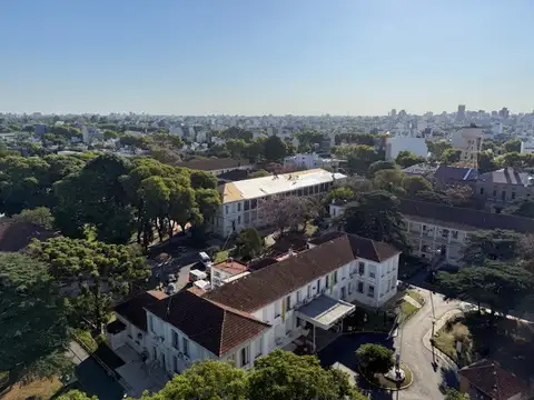 TODO AL FRENTE , 3 AMBIENTES CON BALCON, VISTA PANORAMICA