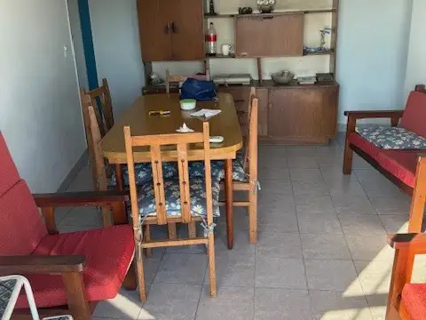 TODO AL FRENTE , 3 AMBIENTES CON BALCON, VISTA PANORAMICA