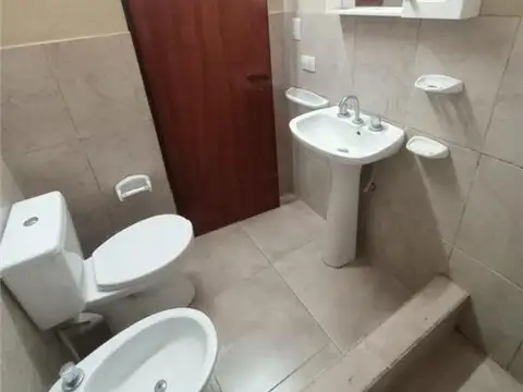 Departamento en Alquiler en Monte Grande, $ 450.000