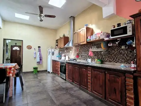 Depto Tipo Casa en Venta de 4 dormitorios