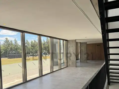 485 Y 138 OFICINA EN ALQUILER DISTRITO GORINA