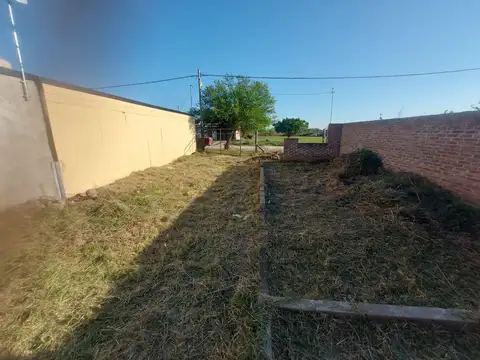 Terreno, TEMBE I PORA. Con mejoras y construcción