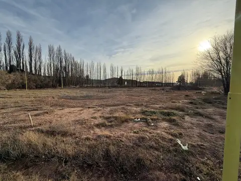 VENTA LOTE EN B° LA CONSUELO CENTENARIO