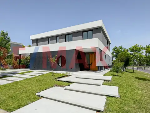 Avenida del Golf 3400