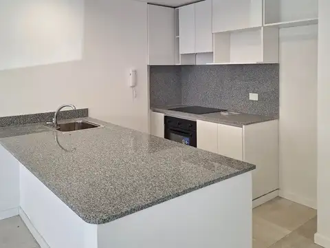 Oficina en alquiler en Centro Zárate.