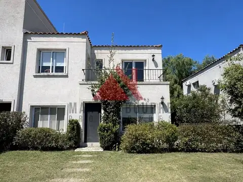 Casa Dúplex  en Venta en La Agustina, Pilar, G.B.A. Zona Norte