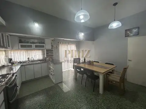Casa en venta 3 Ambientes ,Presidente  Ibañez 726 , Moron