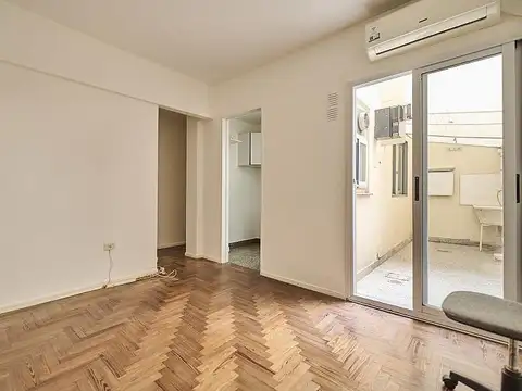 Departamento 2 ambientes Luminoso Impecable Patio bajas expensas en barrio Norte
