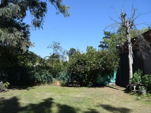 VENTA LOTE CON CASA Y GALPON