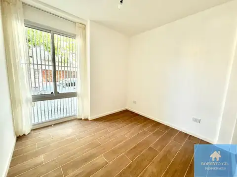 Depto Tipo Casa 2 ambientes con 1 baño