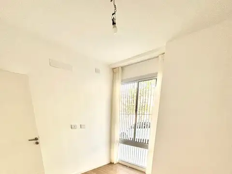 Depto Tipo Casa en Venta en Villa del Parque, USD 125.000