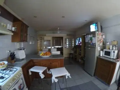 Casa en Venta en Villa Luzuriaga, USD 220.000