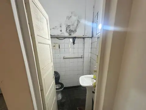 Local en Alquiler Via Púb.