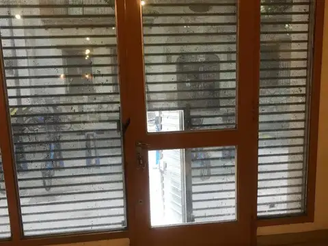 Local en Alquiler en Monserrat, $ 900.000