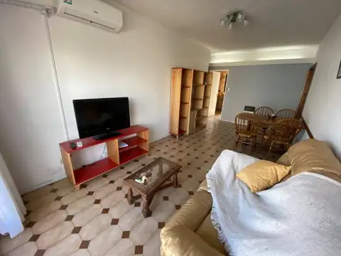 Palermo, Malabia y Nicaragua, 3 amb, 80m2, u$s 700 + gastos. Expensas Octubre 2025= $ 280,000.-...